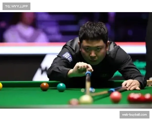 利雅得赛球员需适应金球位置 战术选择需考量 利雅得赛球员需适应金球位置 战术选择需考量